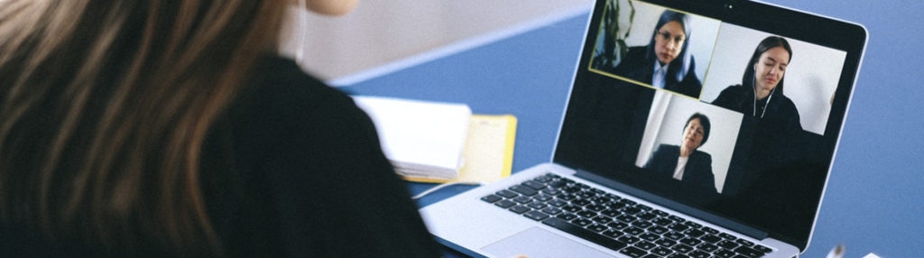 Entenda a diferença entre a comunicação síncrona e assíncrona